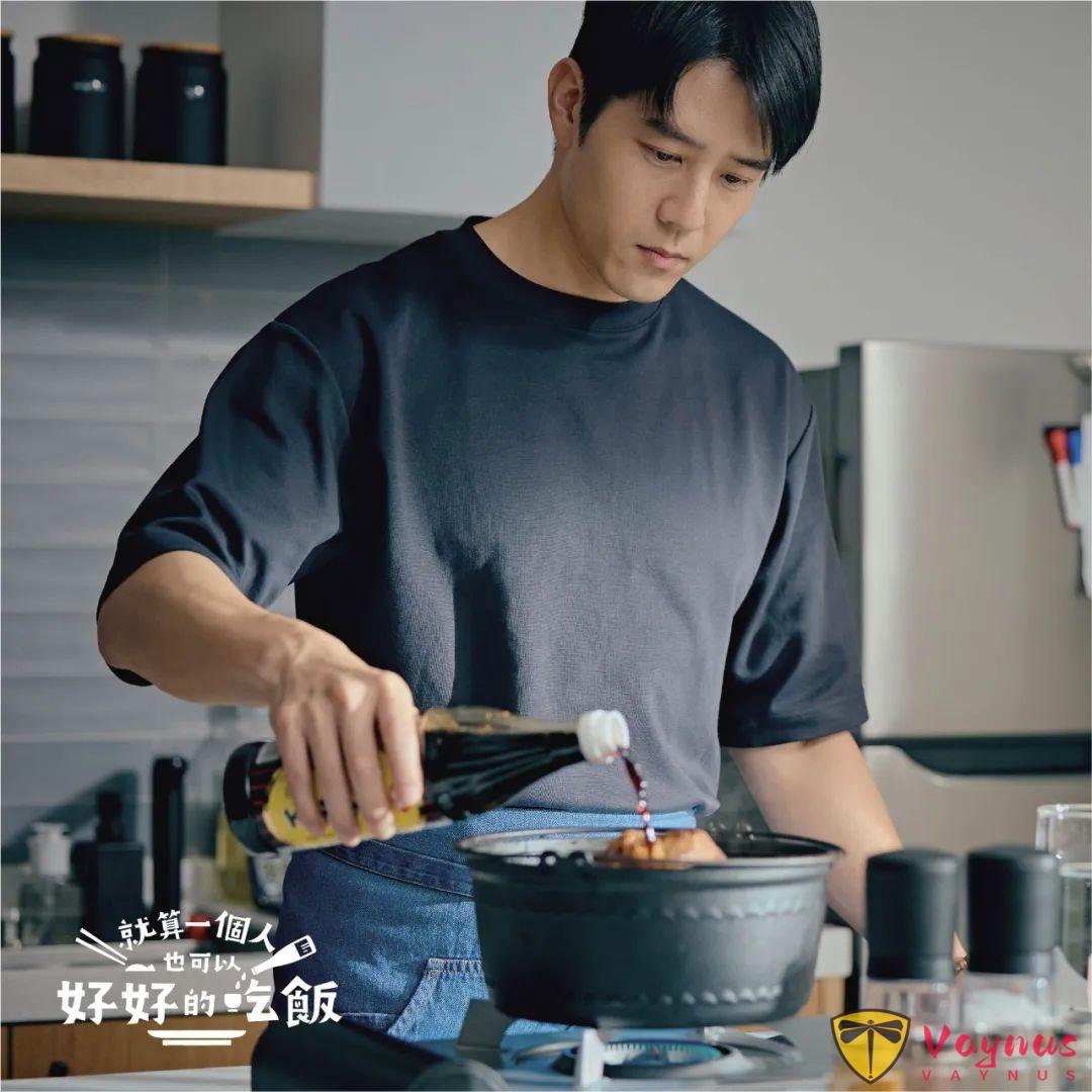 这部深入到当代都市男女内心的真实世界台剧《就算一个人也可以好好的吃饭2》马上开拍
