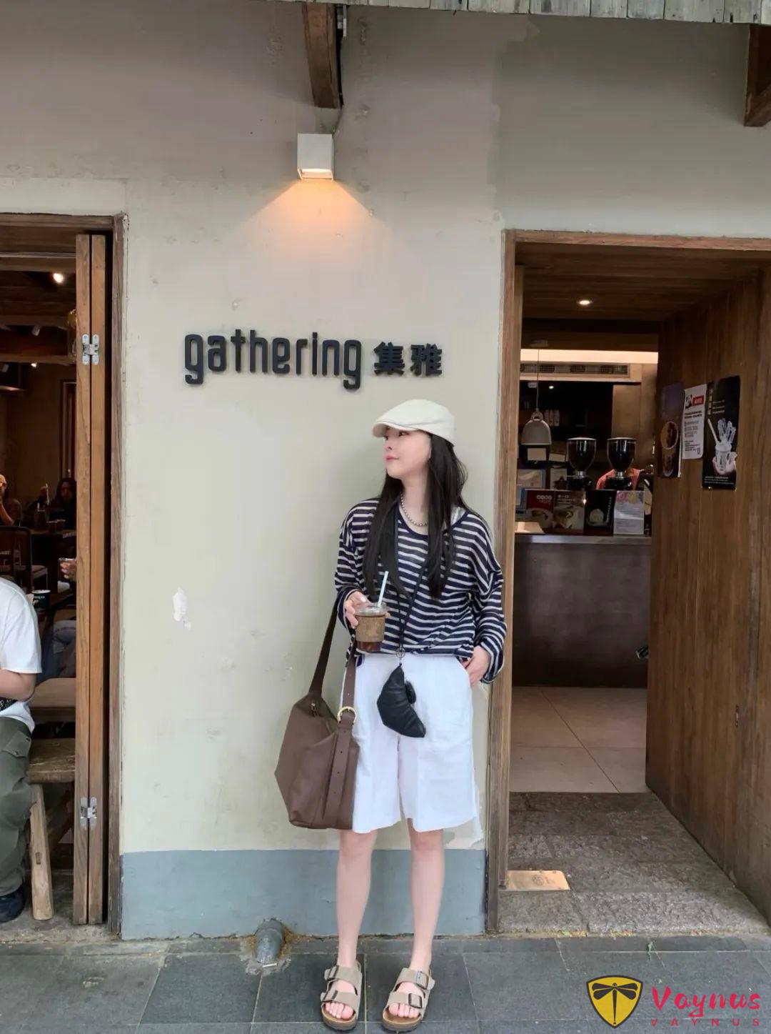 条纹防晒的搭配灵感