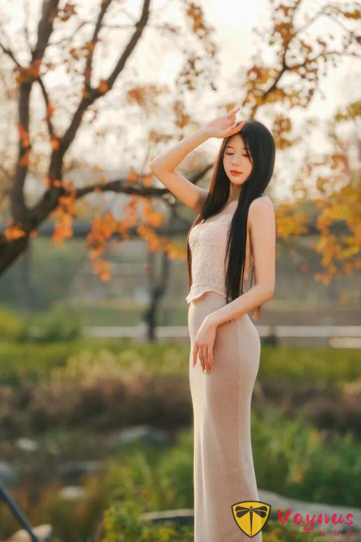 9个公园拍照姿势，氛围感人像，温柔端庄又优雅，迷人显身材