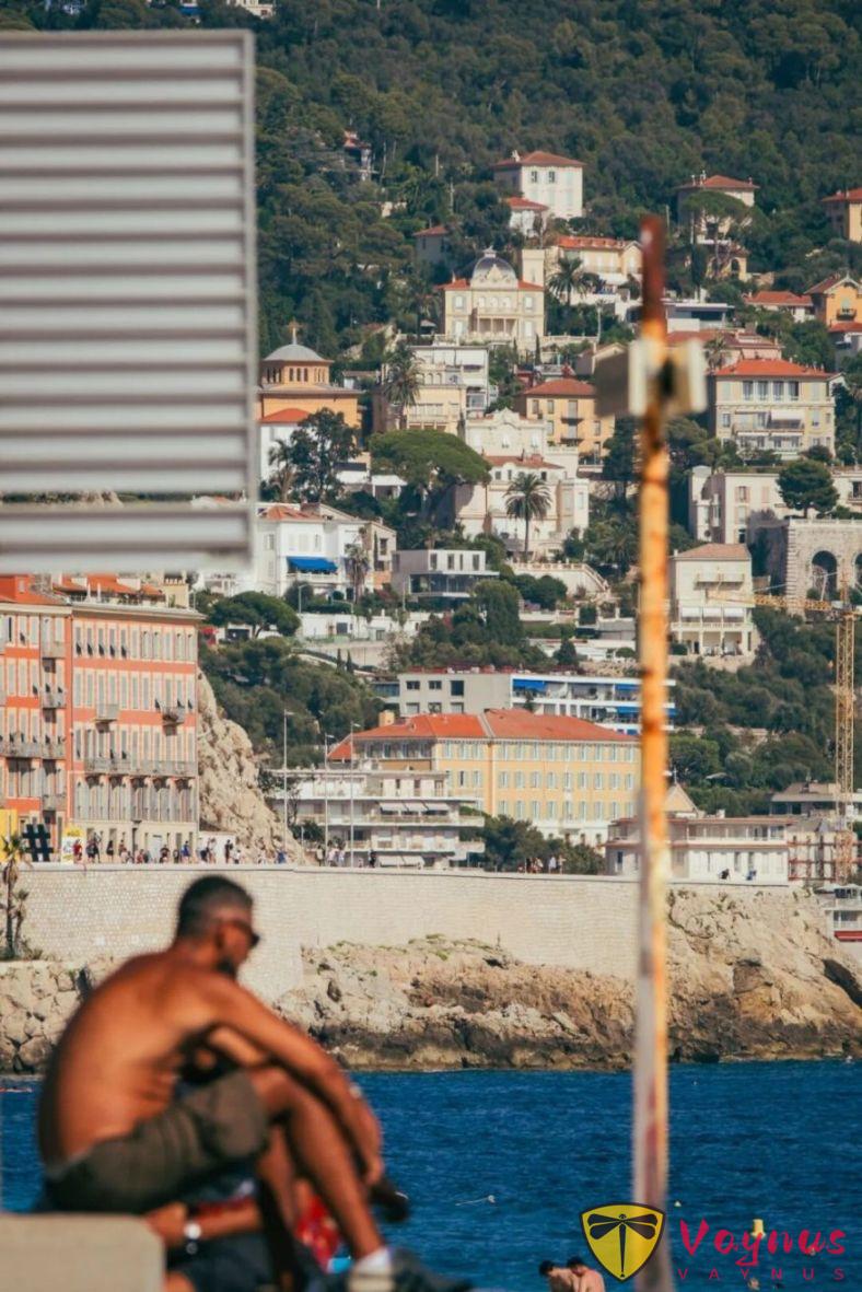 住過尼斯的人還會愛上巴黎嗎?