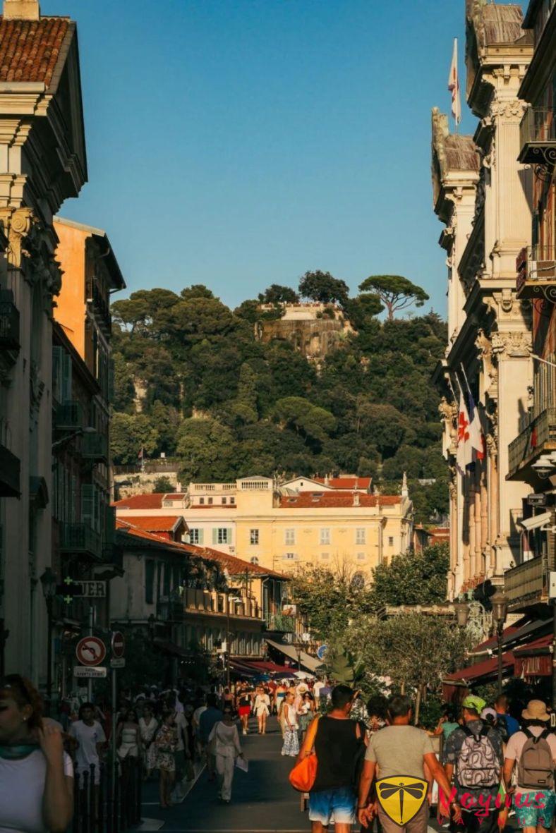 住過尼斯的人還會愛上巴黎嗎?