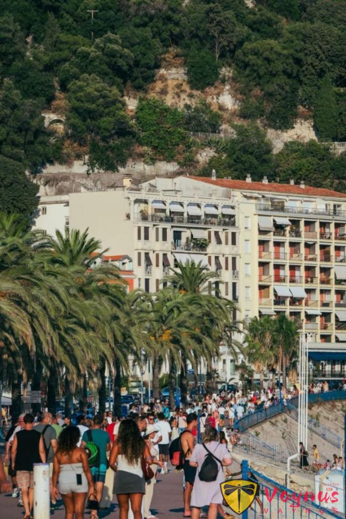 住過尼斯的人還會愛上巴黎嗎?