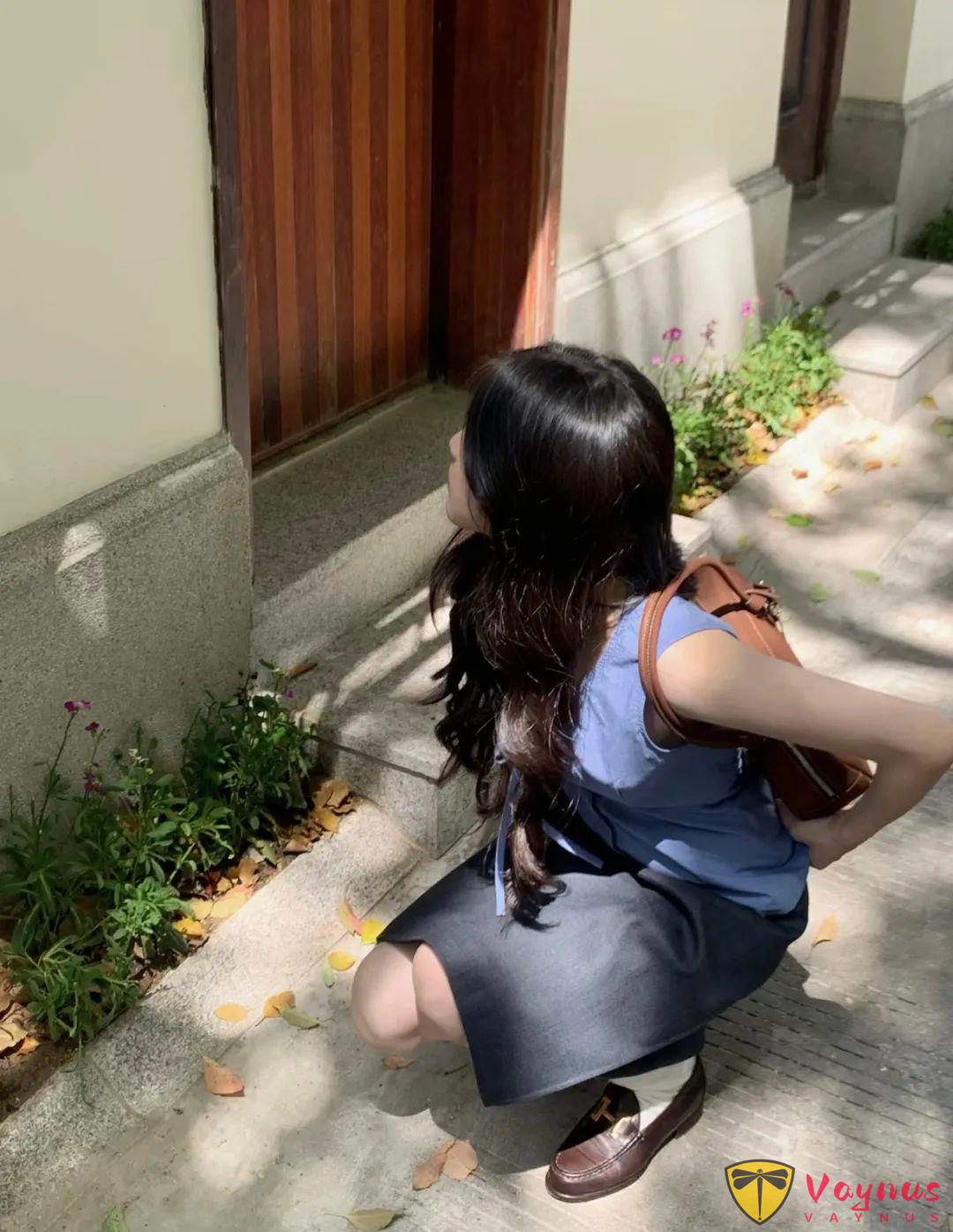 好看的灰藍色
