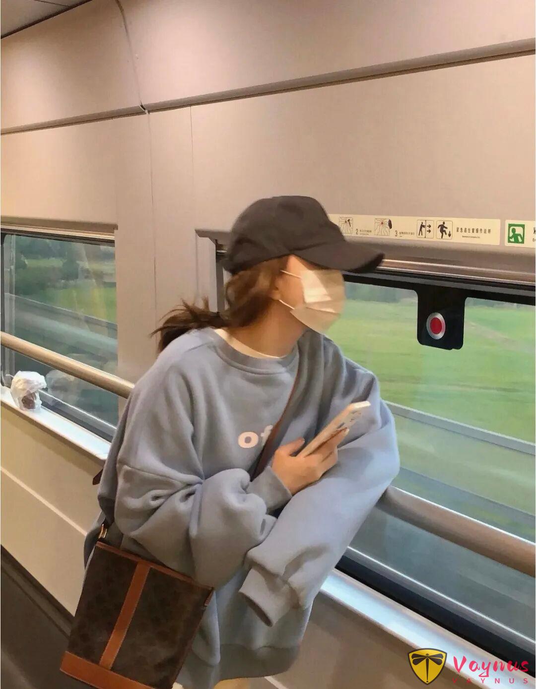秋冬卫衣怎么搭
