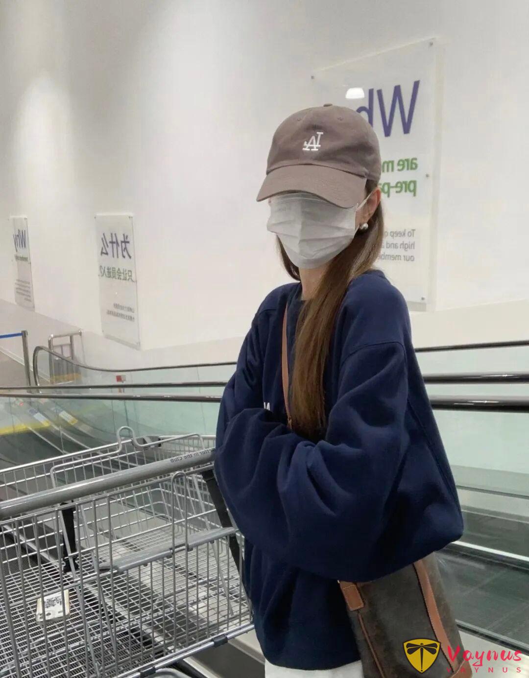 秋冬卫衣怎么搭