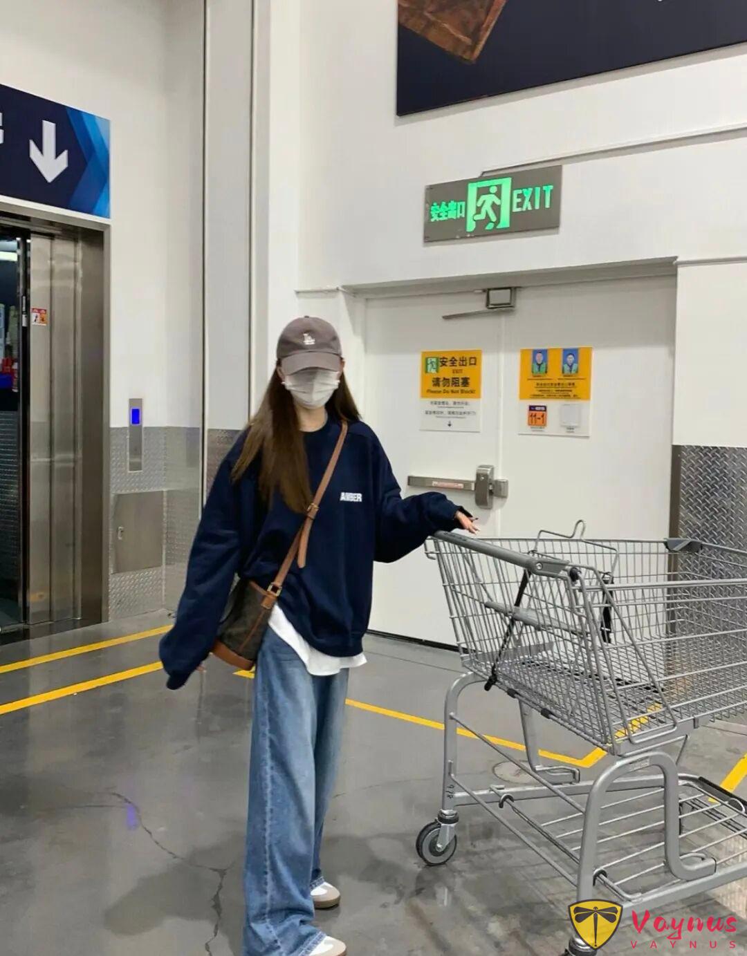 秋冬卫衣怎么搭