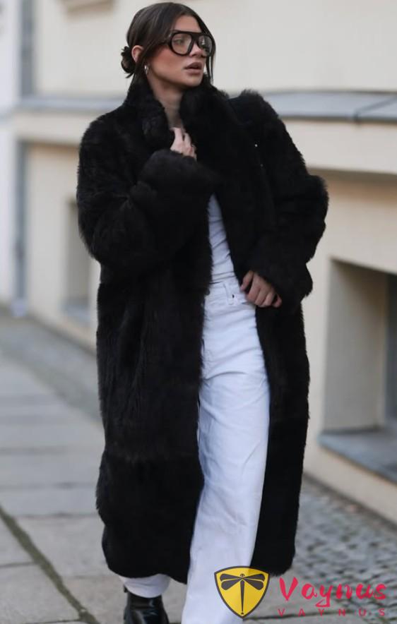 冬季離不開各種毛毛外套！