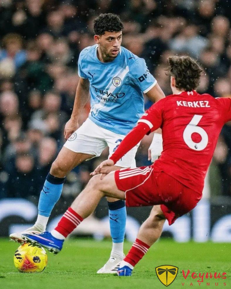 哈宝传射+绝杀，B席破门，我城客场2-1逆转利物浦！