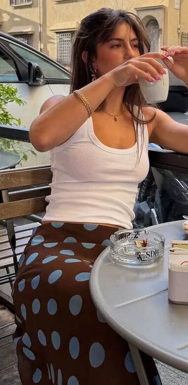 巴黎女人40度时穿了什么？