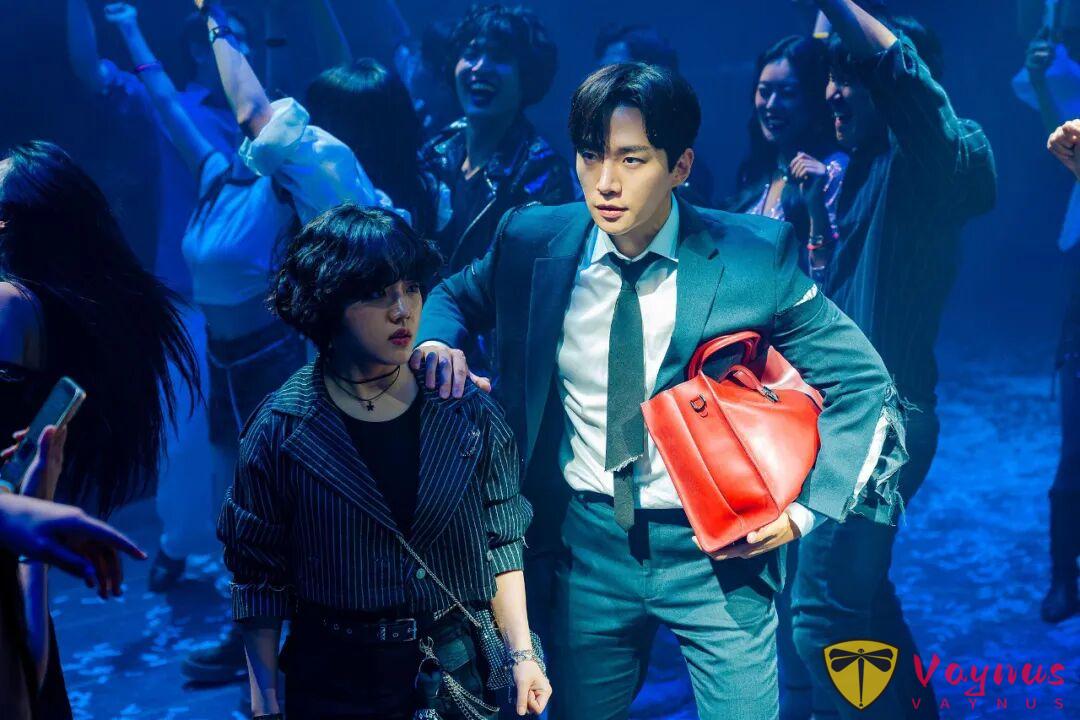 又一宝藏剧《现金英雄/金钱侠》!设定好牛,打五星都嫌低,这剧近期最佳了!