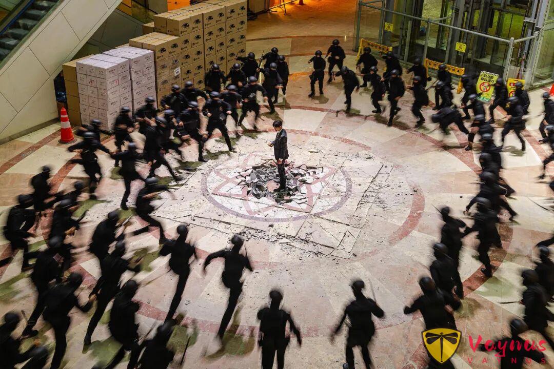 又一宝藏剧《现金英雄/金钱侠》!设定好牛,打五星都嫌低,这剧近期最佳了!