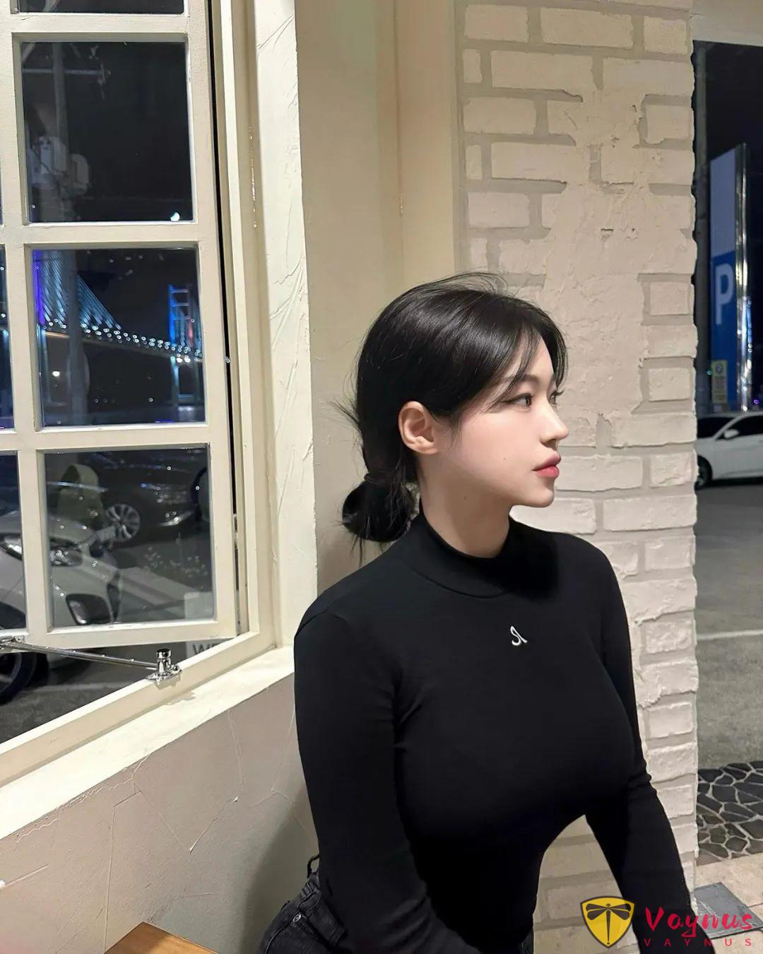 韩国极品女神！凹凸有致，完美身材无懈可击！
