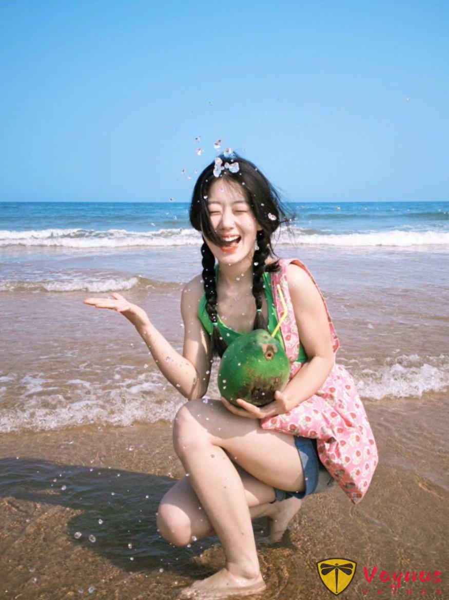 8个超有活人感的海边旅行拍照姿势，自由又有氛围感～ 包出片的！