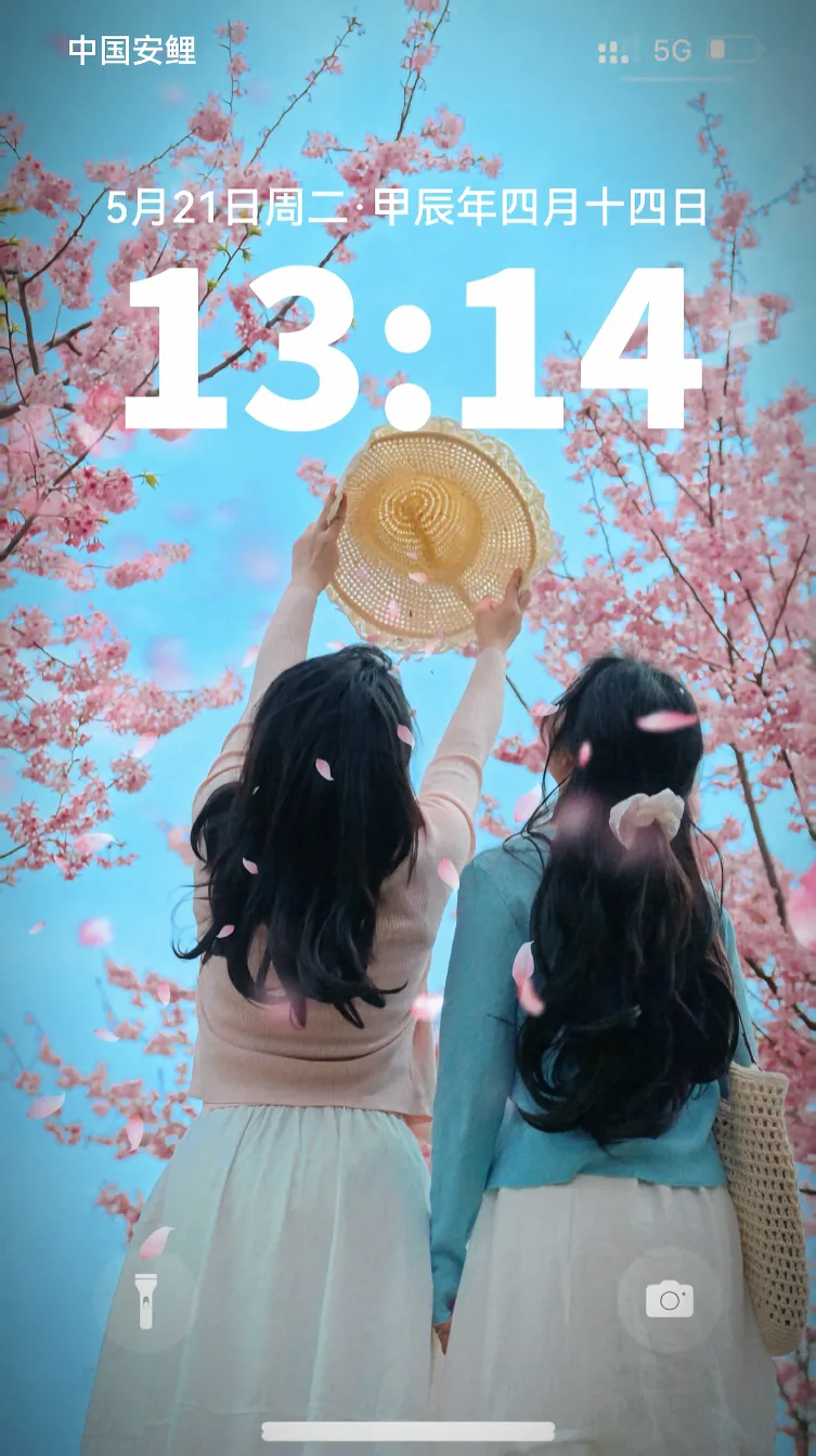 和姐妹看樱花这样拍！连空气都是甜的，不露脸也美到犯规！