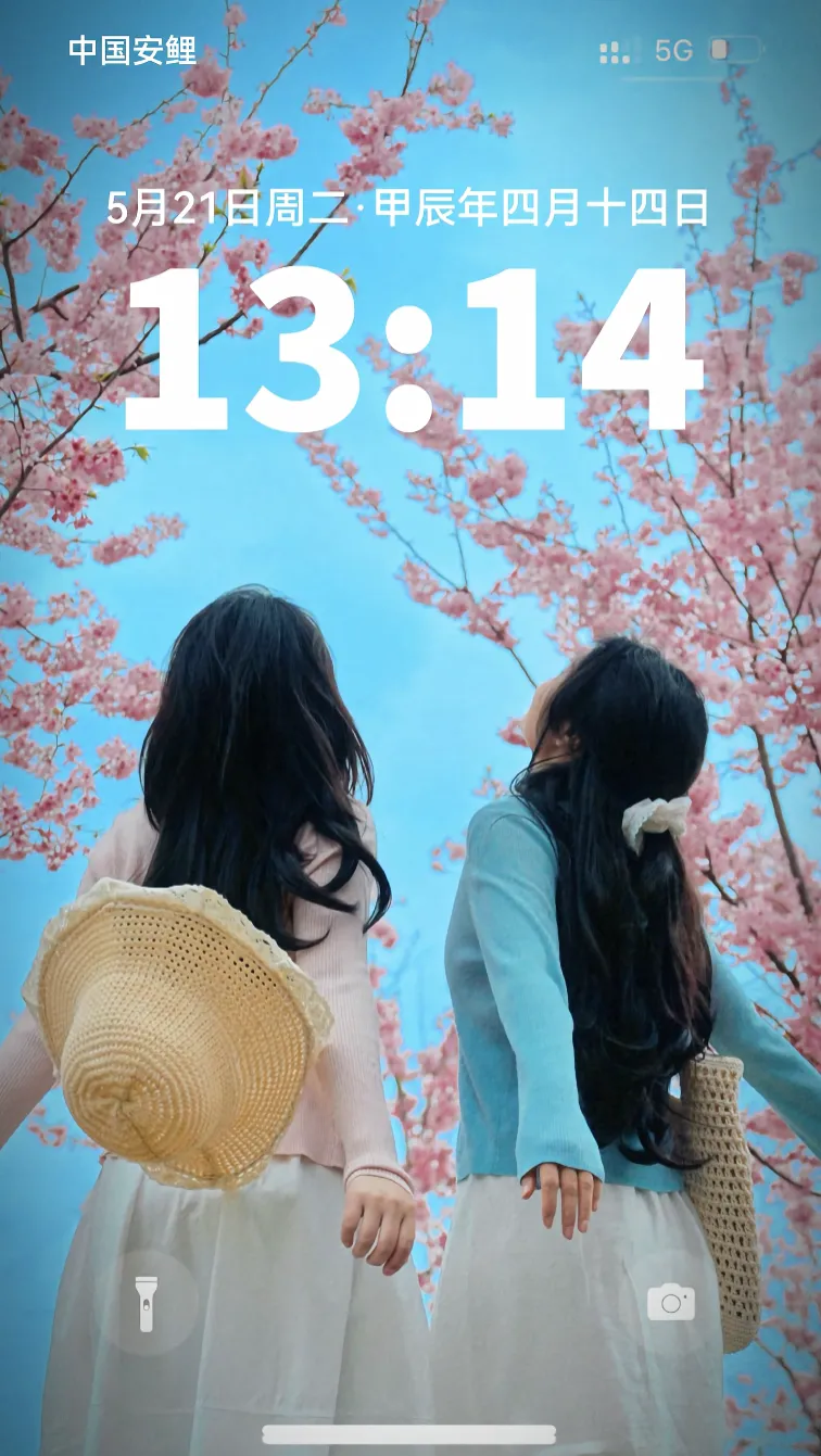 和姐妹看樱花这样拍！连空气都是甜的，不露脸也美到犯规！