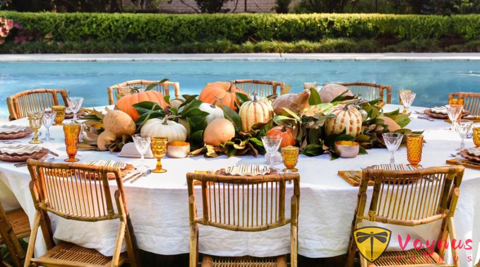 超简单的感恩节餐桌布置技巧,不花大钱也能布置出节日感!