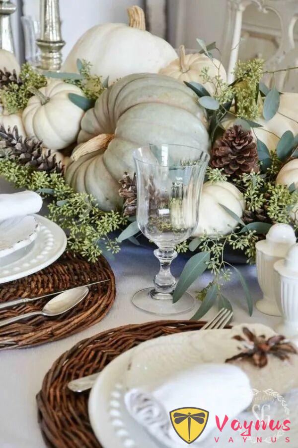 超简单的感恩节餐桌布置技巧,不花大钱也能布置出节日感!