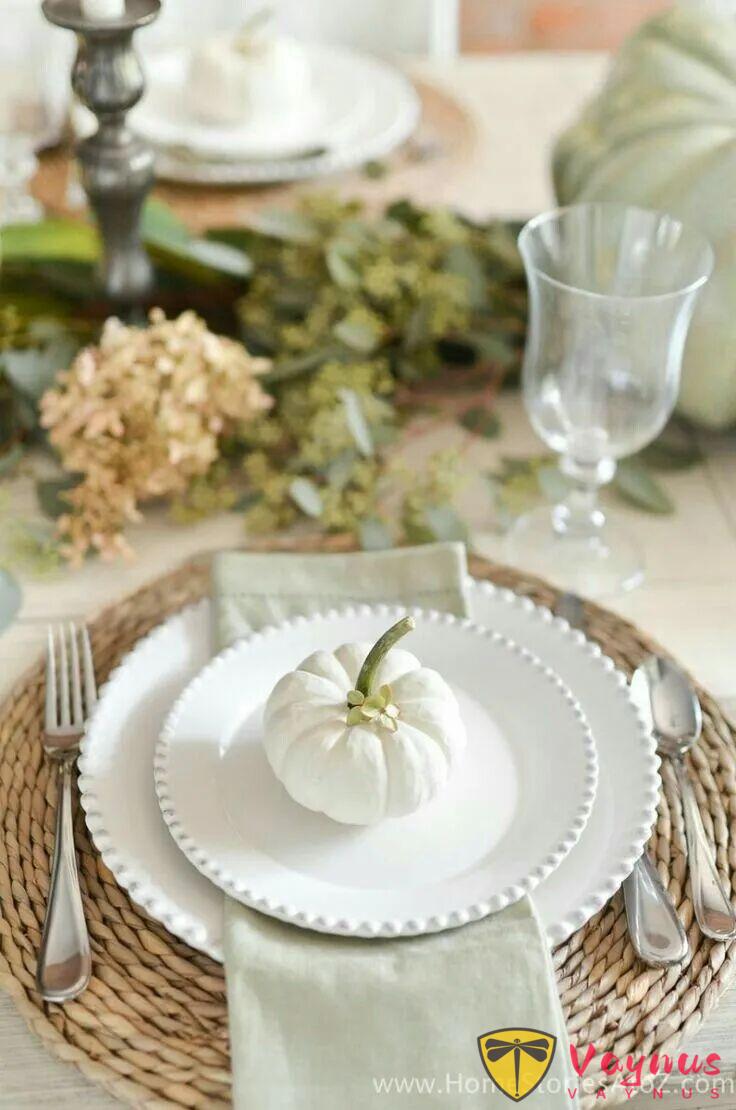 超简单的感恩节餐桌布置技巧,不花大钱也能布置出节日感!