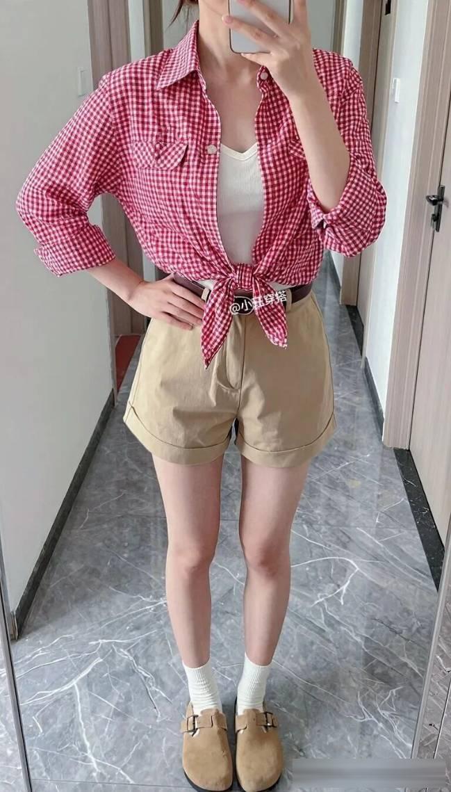 露腿穿搭还能穿多久,取决于上身怎么搭