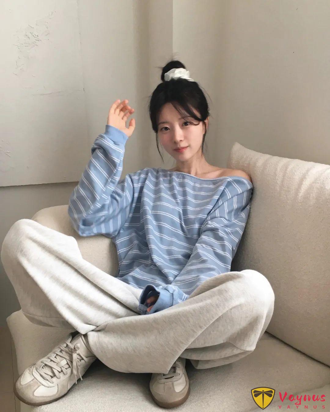 好看的条纹上衣怎么搭