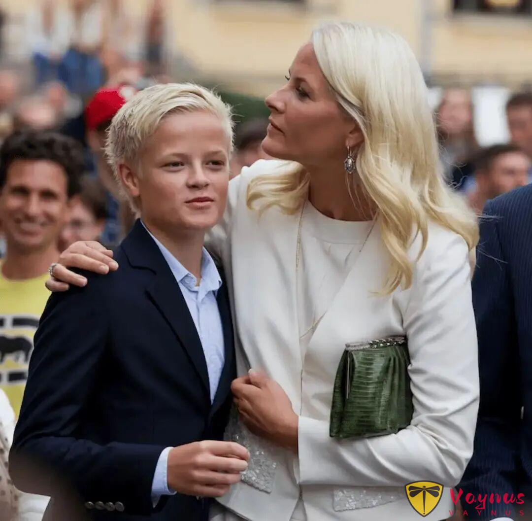 爱泼斯坦 邮件里的“甜心”和“通J”，王妃的滤镜碎彻底了！