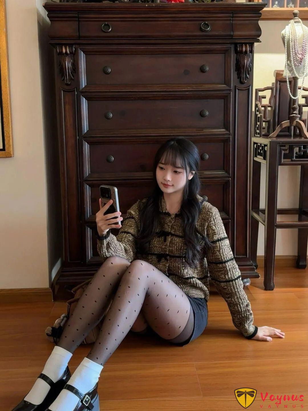 復古少女氛圍感大片，5個拍照動作拿捏鬆弛感，自然不做作，出片率超高