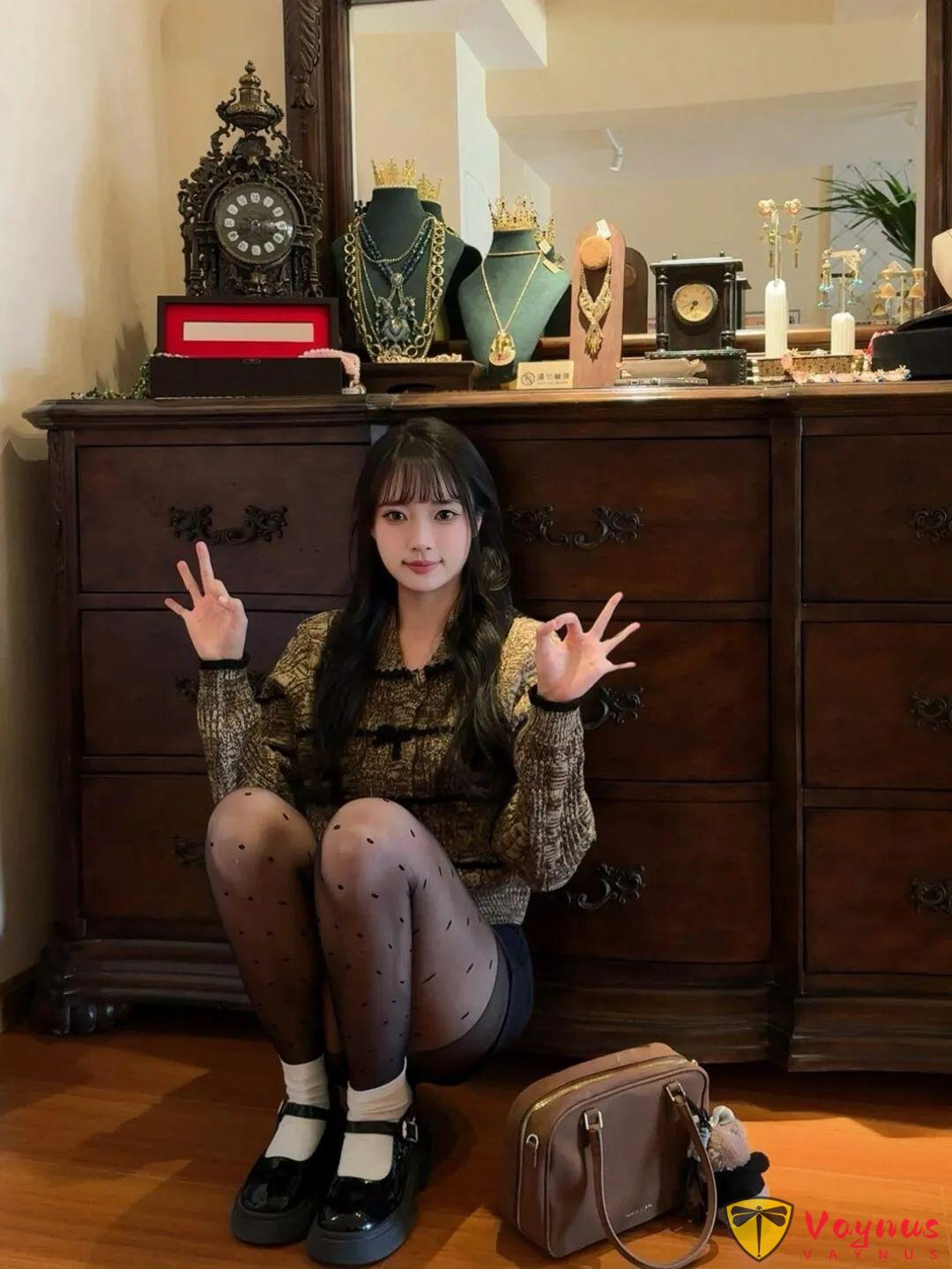 復古少女氛圍感大片，5個拍照動作拿捏鬆弛感，自然不做作，出片率超高