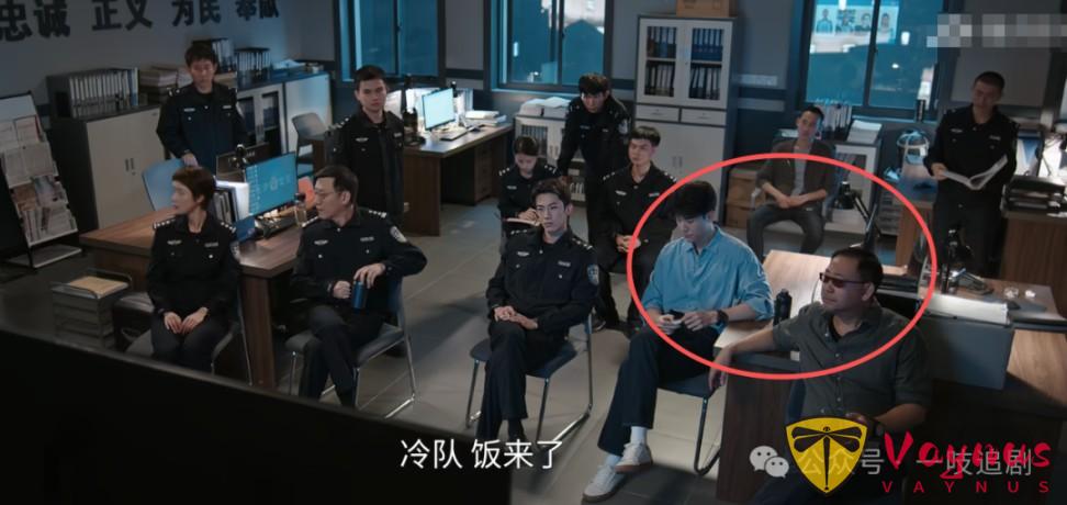 全程戴墨鏡裝酷，臺詞黏糊，58歲姜武帶來國際影帝“教科書”式演技