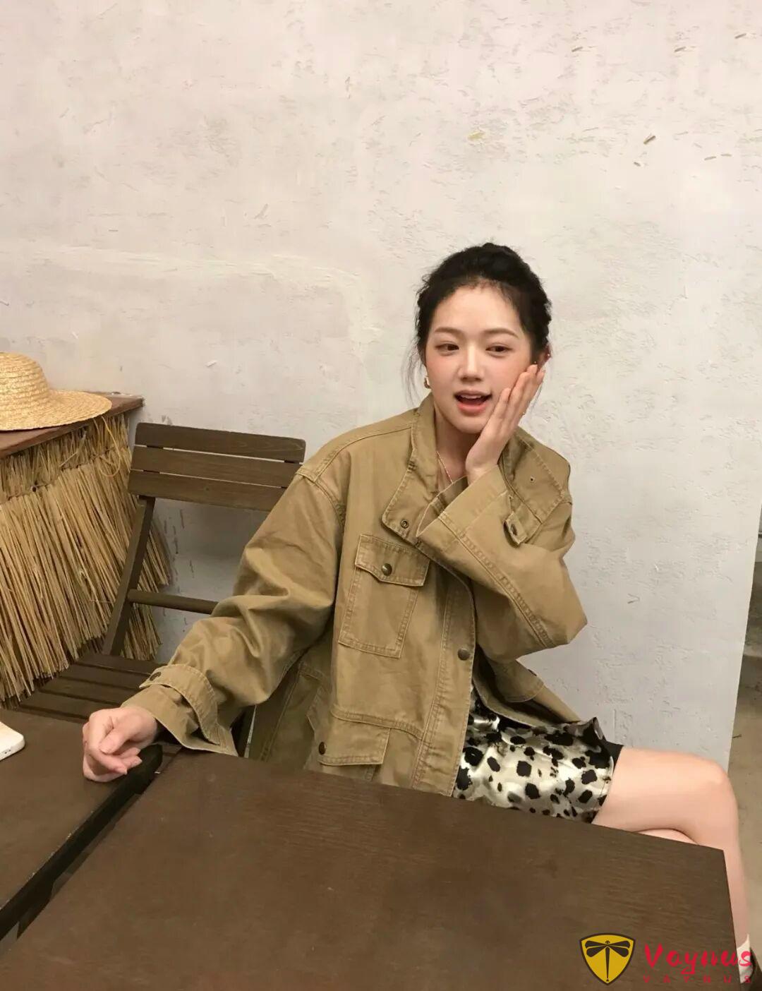 风衣连衣裙穿搭