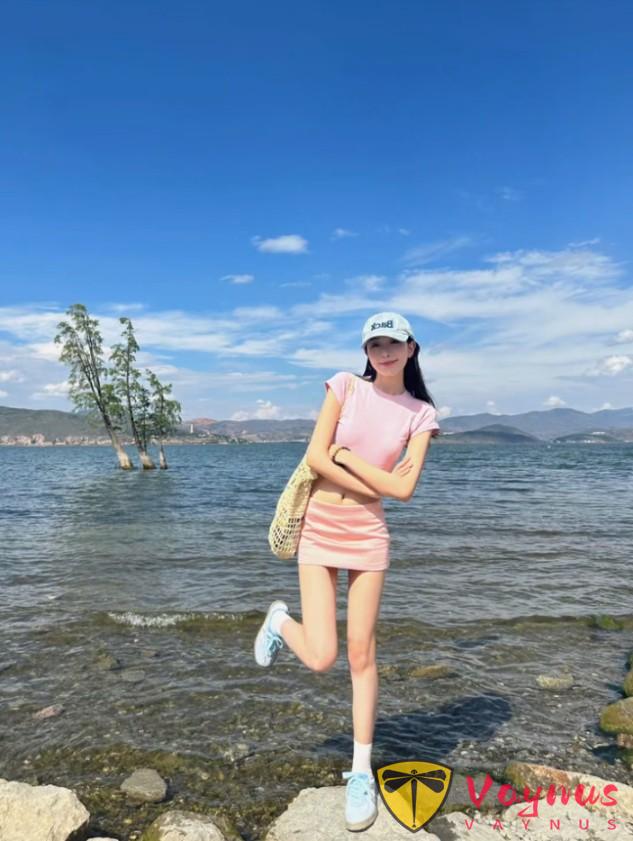 7个万能拍照姿势，显高显瘦，松弛自然好看，普通人也能拍出有生命力的照片！