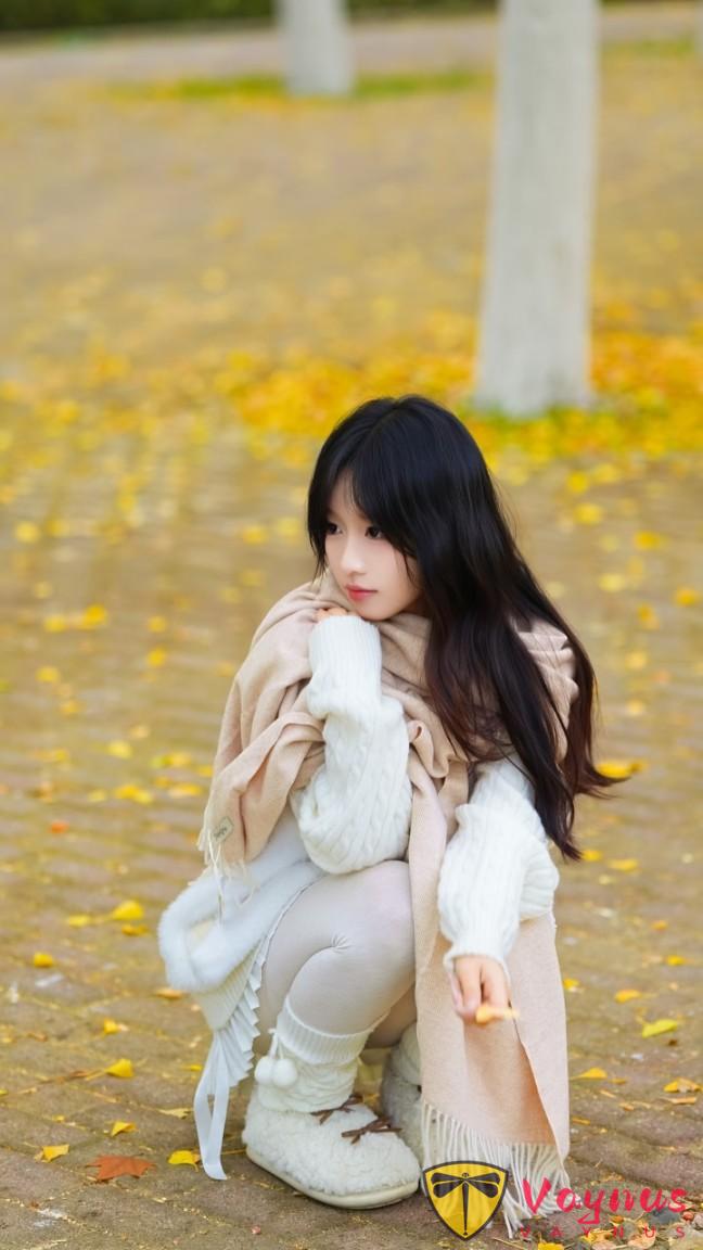 秋日银杏拍照，9个i人姿势，温柔又治愈，漂亮唯美宛如白月光