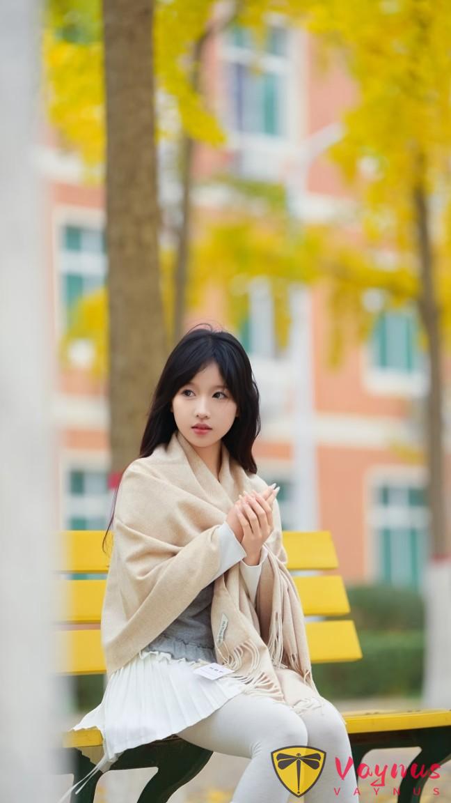 秋日银杏拍照，9个i人姿势，温柔又治愈，漂亮唯美宛如白月光