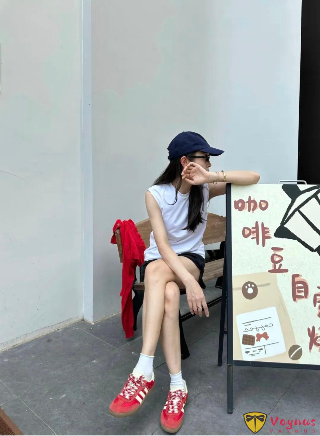 明媚夏天里的不费力穿搭