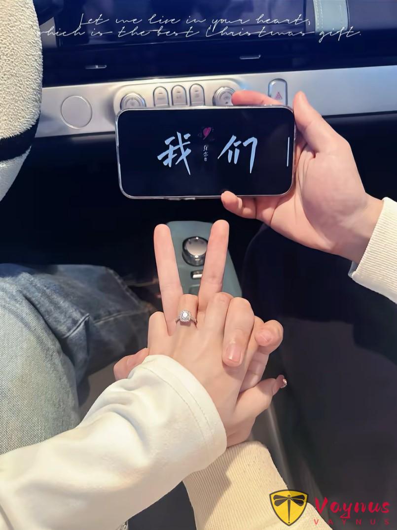 七夕情人節官宣這樣拍好甜，6個不露臉拍照姿勢小技巧，誰拍誰浪漫！