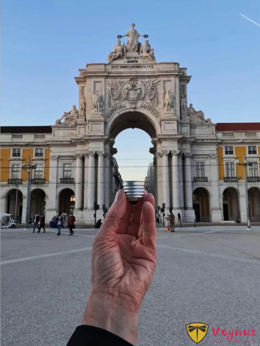 当摄影师玩转错位,他的脑洞简直大到离谱!