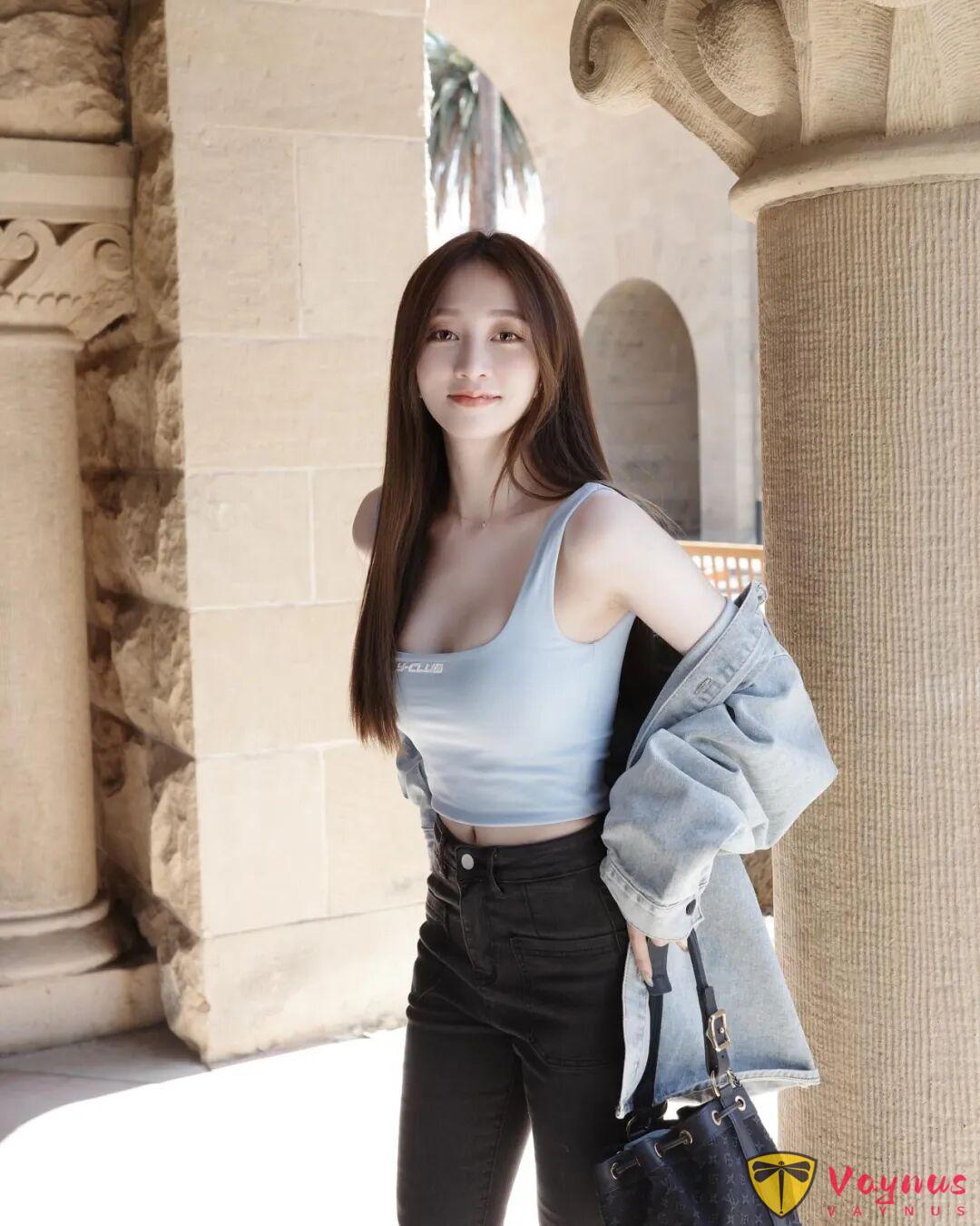 寻花 | 白皙修长~台妹《篠崎泫》真的有东西！