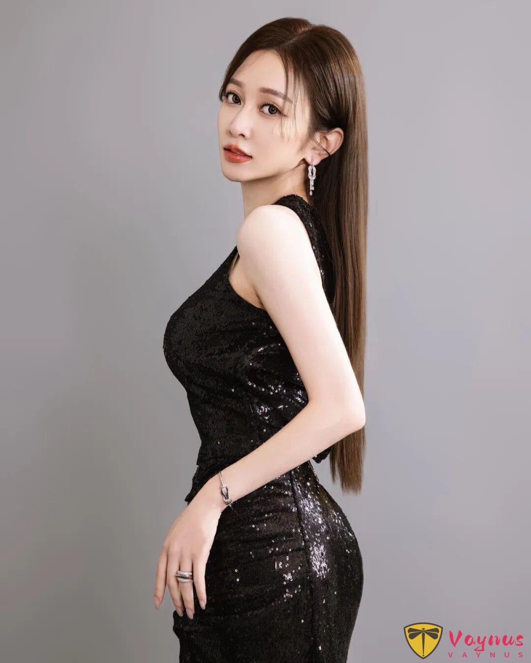 寻花 | 白皙修长~台妹《篠崎泫》真的有东西！