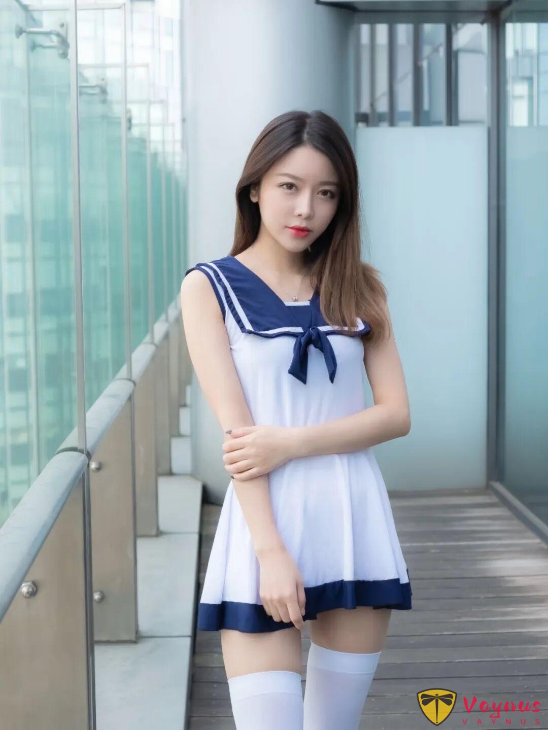 水手服寫真，當「水手服」遇上「過膝白絲」，這也太美了吧