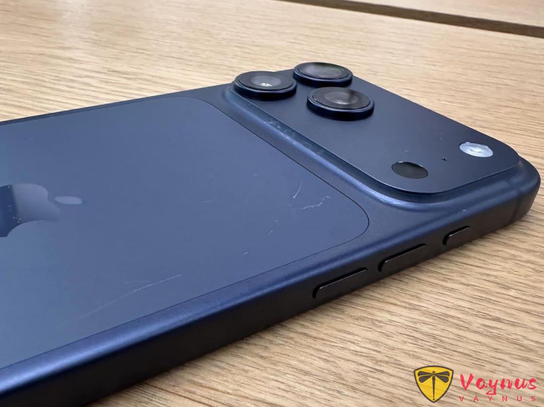 iPhone 17 Pro 首发暴雷，多人吐槽