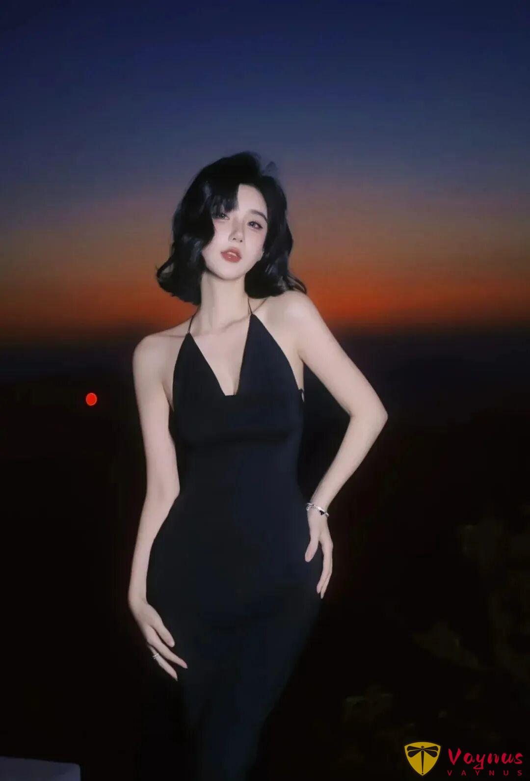 解锁夜景人像姿势，轻松拍出高级感大片
