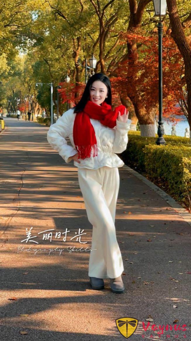 5個顯高顯瘦拍照站姿，簡單易學好出片，隨性氛圍拉滿！