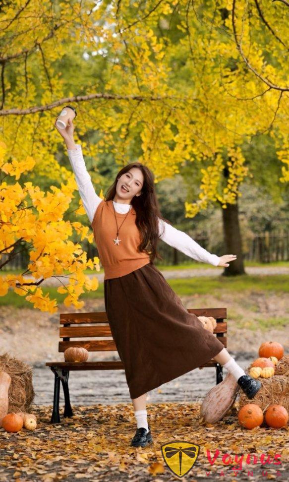 秋天，就是要拍银杏呀！9个姿势，把氛围感焊在身上，温暖又治愈