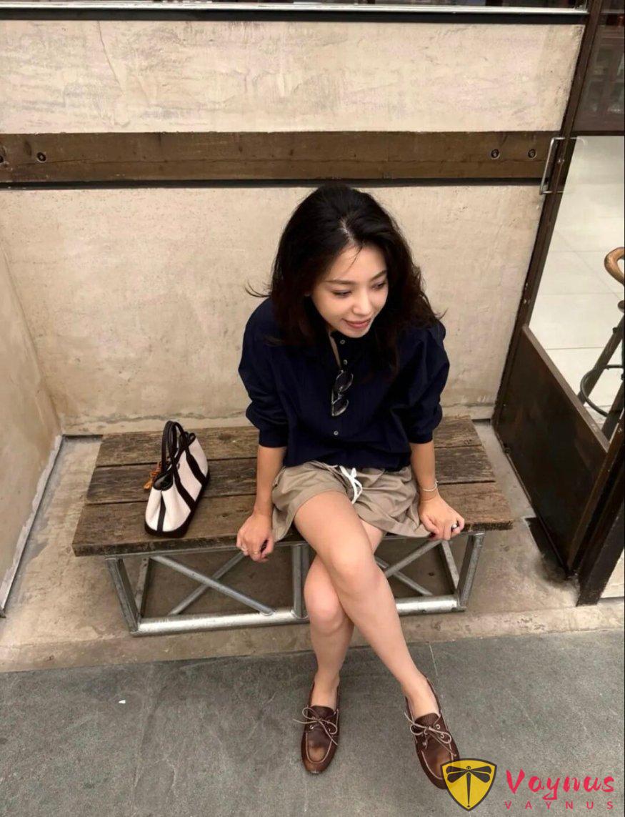 太好看的藏蓝色衬衫