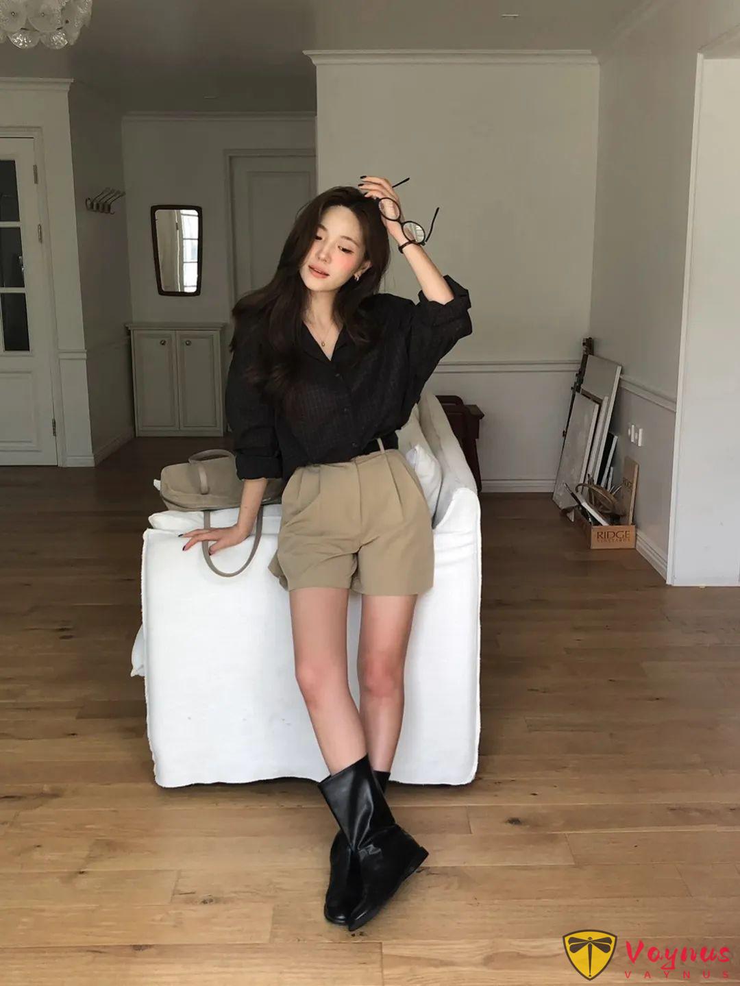 深咖色格子衬衫怎么搭