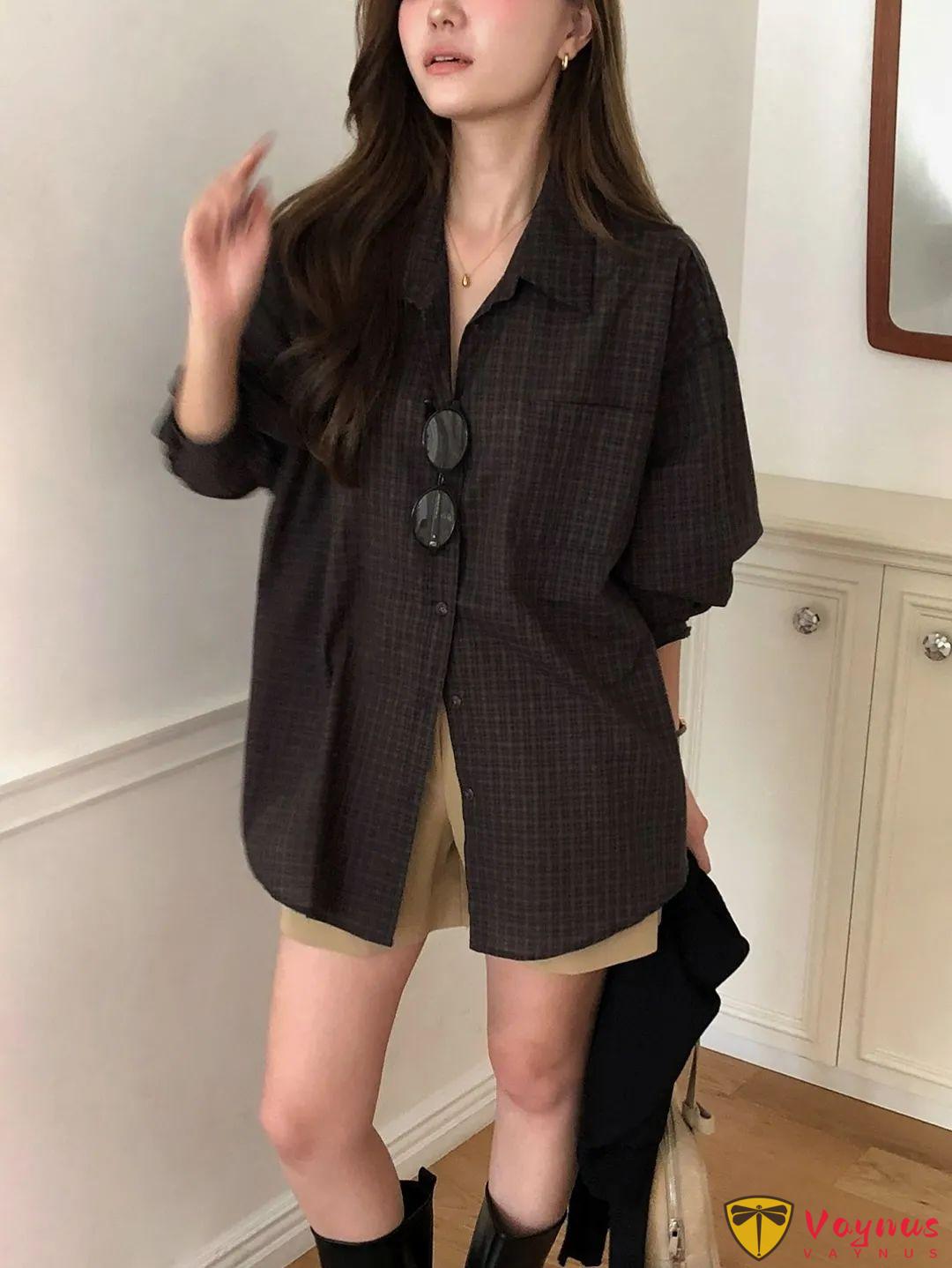 深咖色格子衬衫怎么搭