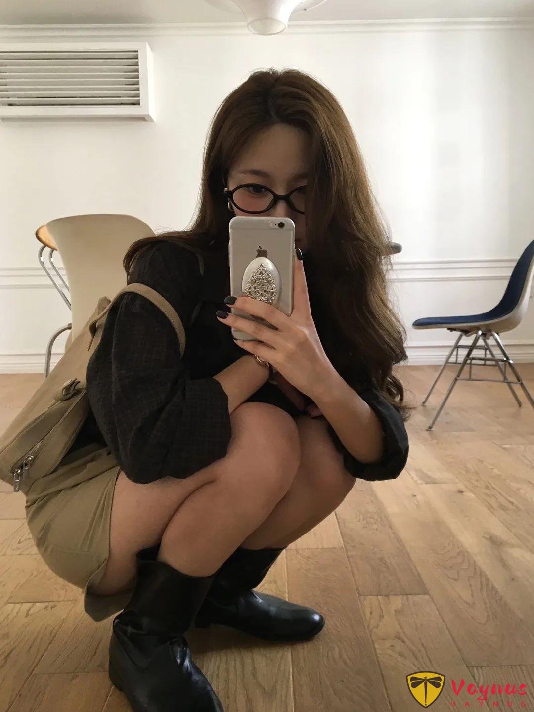 深咖色格子衬衫怎么搭