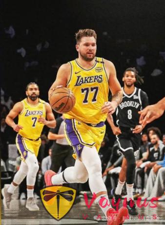 NBA常规赛： 湖人 VS 篮网  湖人复仇之战硬怼篮网核心复出暗藏杀机