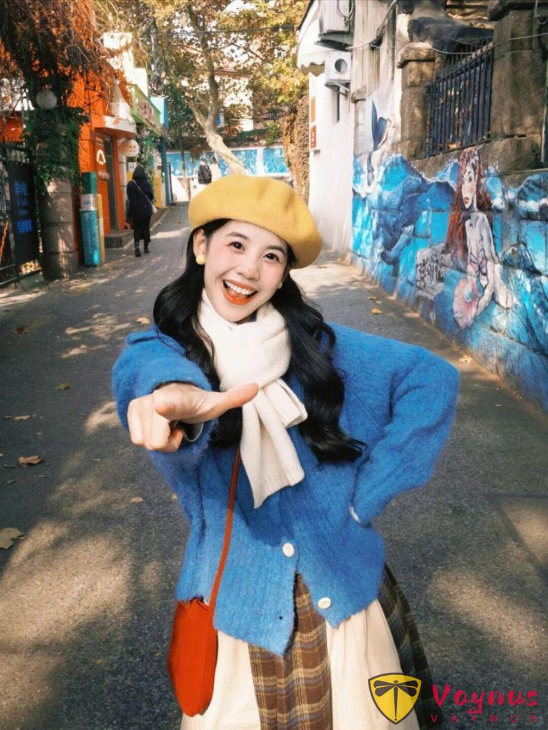 逛街试试这样拍，6个拍照姿势，自由随性不做作，生命力溢出镜头！