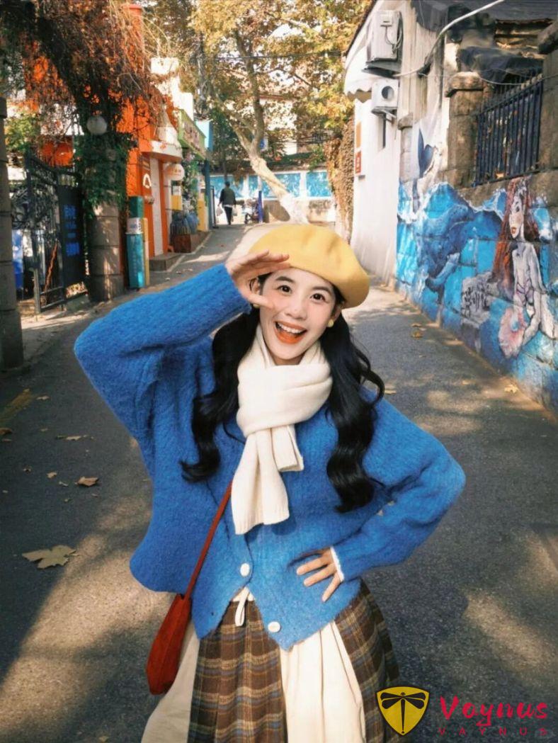 逛街试试这样拍，6个拍照姿势，自由随性不做作，生命力溢出镜头！