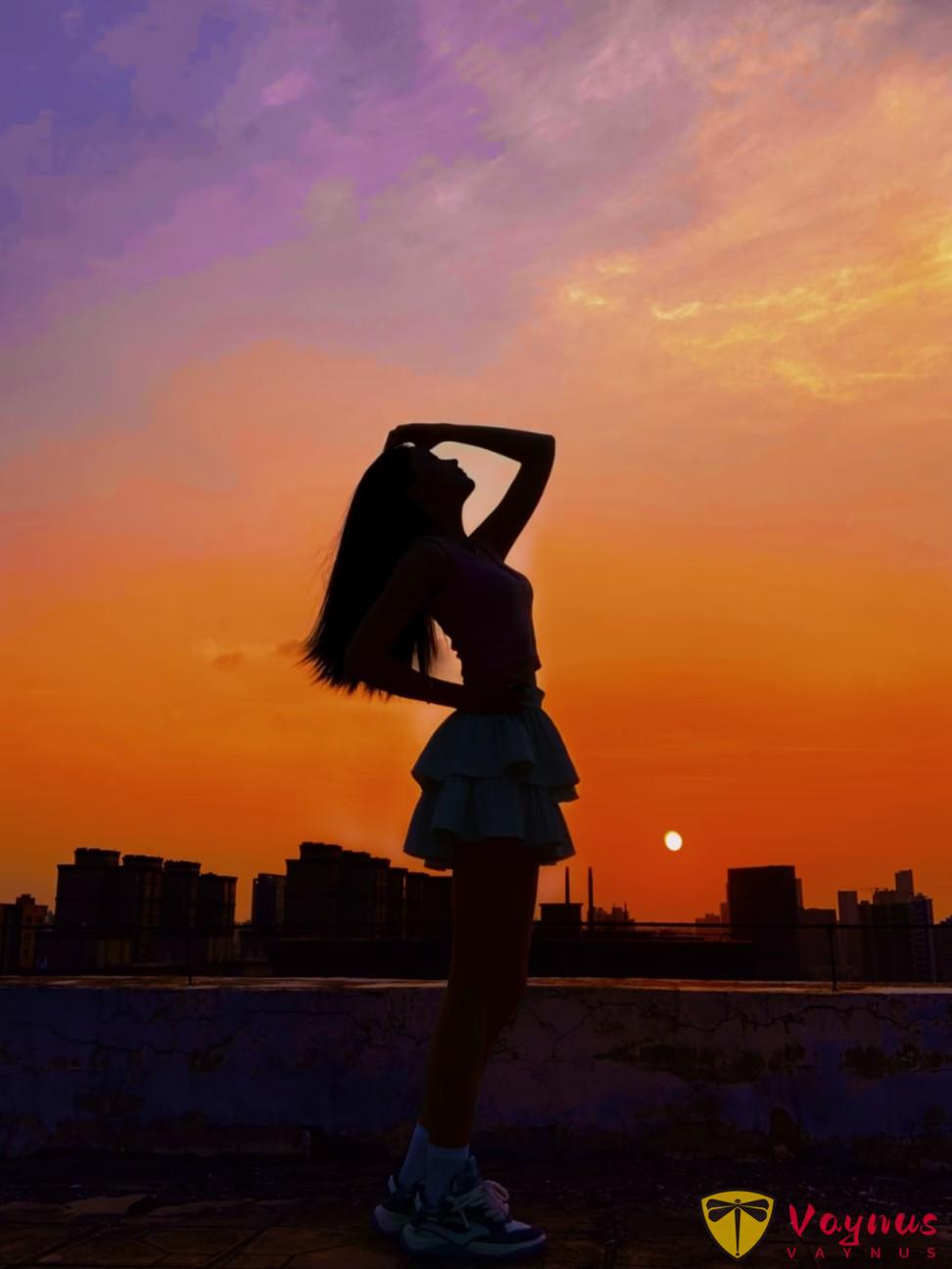 绝美落日剪影,8个夕阳拍照姿势,把温柔和浪漫焊在身上!